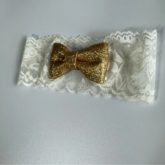 Baby Girl Sassy Like My Aunt Outfit Size 6 Months Red Pants White Gold Bow Fall - Picture 12 of 13